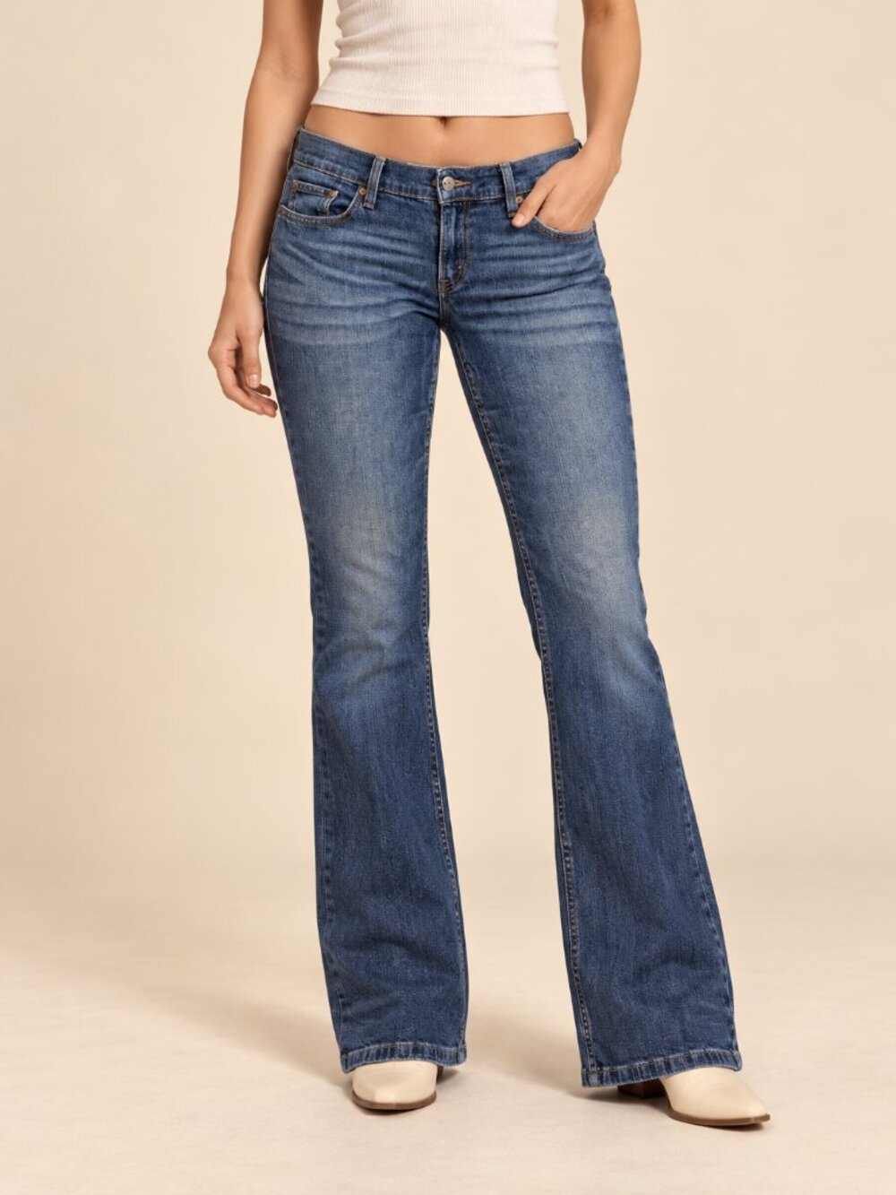 Levi's 524 Too Superlow Bootcut Stretch Jeans Size 11